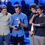One Direction at the 2012 VMAs